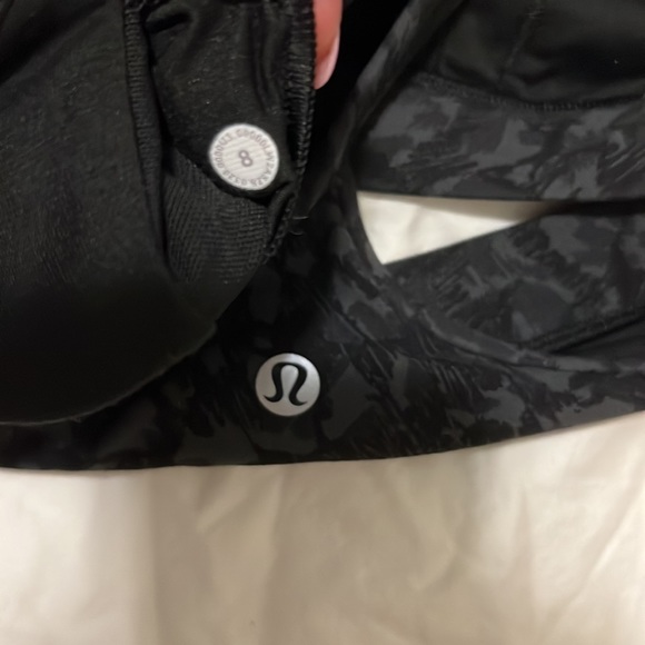 Lululemon Flow Y Bra Nulu - Picture 3 of 3